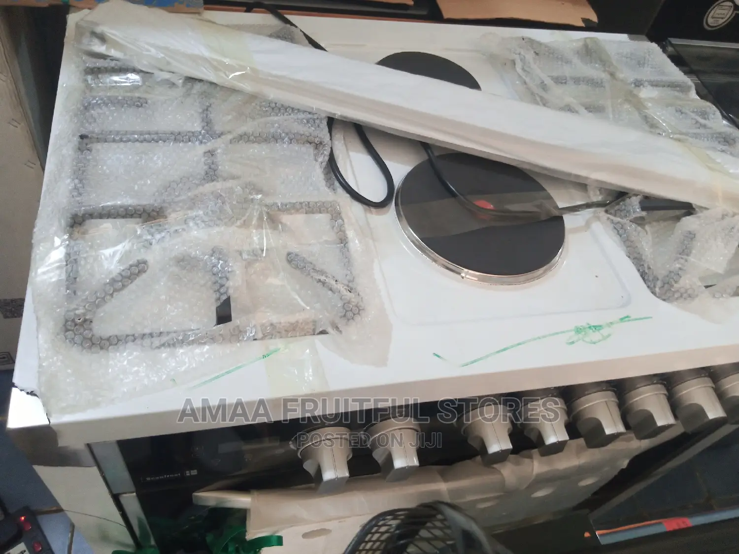 Scanfrost 6burners Cooker