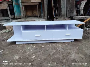 Beautiful 5ft Tv Console