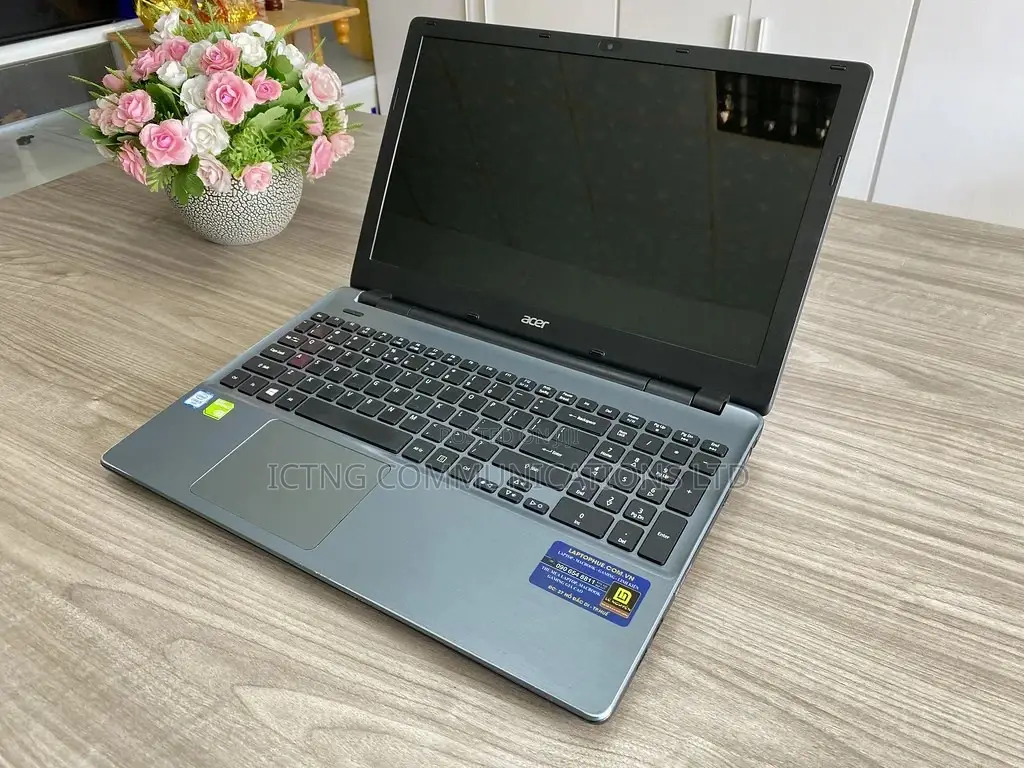 Laptop Acer 8GB Intel Core I3 HDD+SSD 512GB
