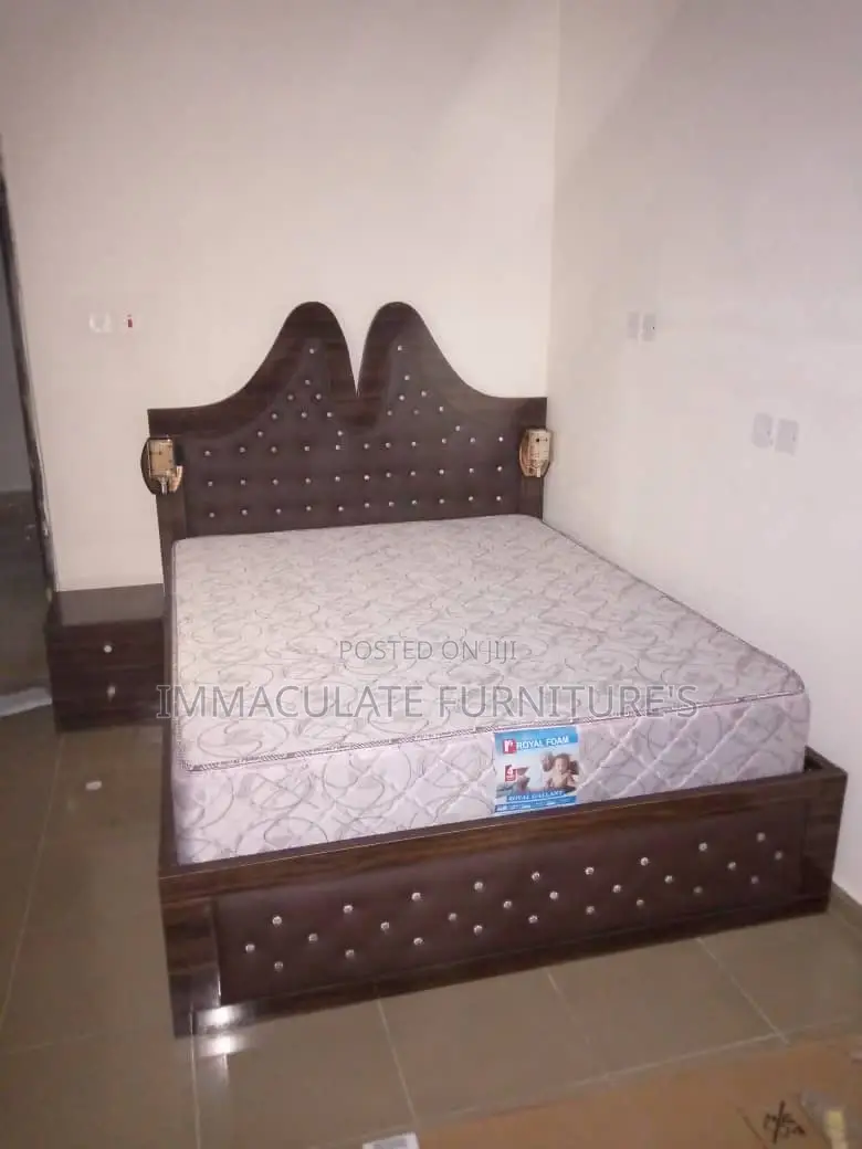 6by6 Bedframe
