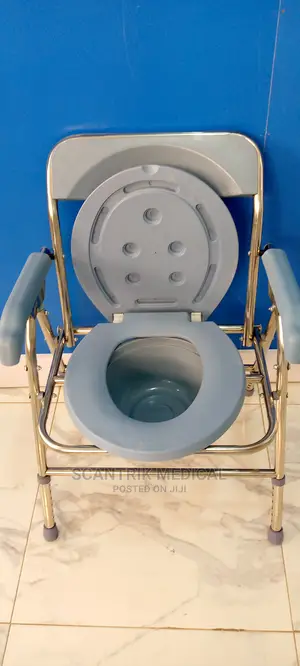 Portable Folding Commode Chair / Toilet Chair