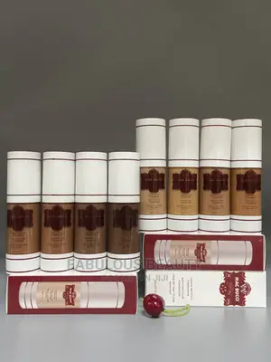 Mac Bucci Mattifying Foundation