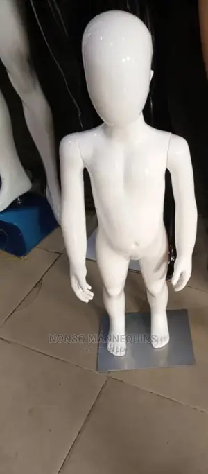 Age 1 to 3 Yrs Egg Face Unisex Kids Mannequins
