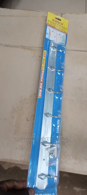High Quality Artirust 6 Steps Coth Hanger