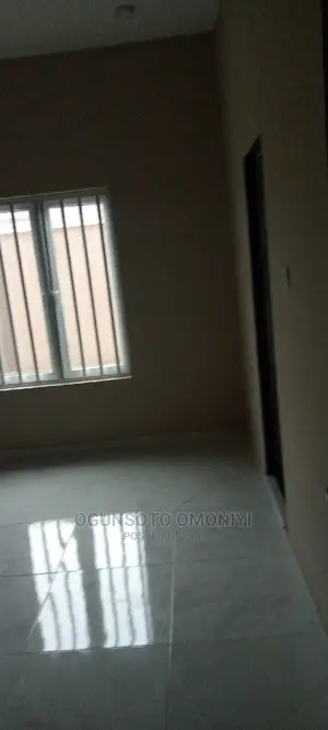 Furnished 3bdrm Block of Flats in Oloja Estate,Agric Epe for Rent