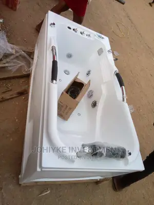 High Quality Street Jacuzzi at Affordable Price