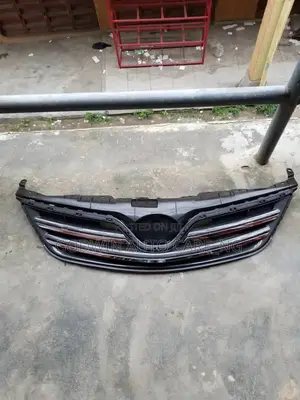Front Grill Toyota Corolla 2012 Model