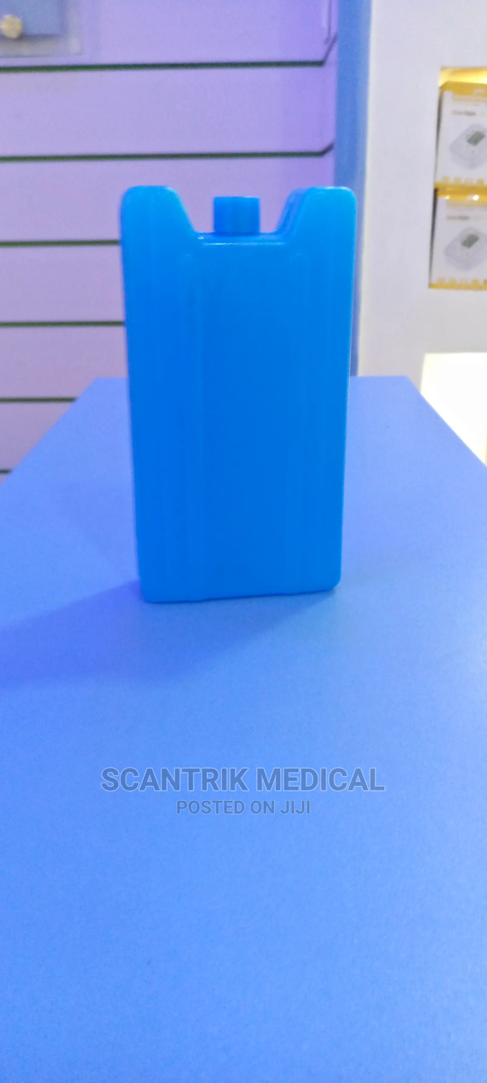 Compact Reusable Ice Pack