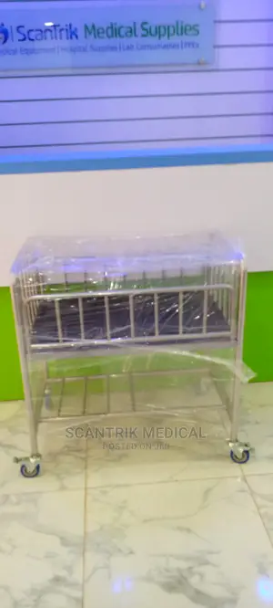 Stainless Steel Hospital Baby Cot Bed