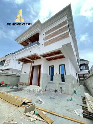 4bdrm Duplex in Lekki for Sale