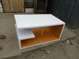 Modern Living Room Cofee Table.