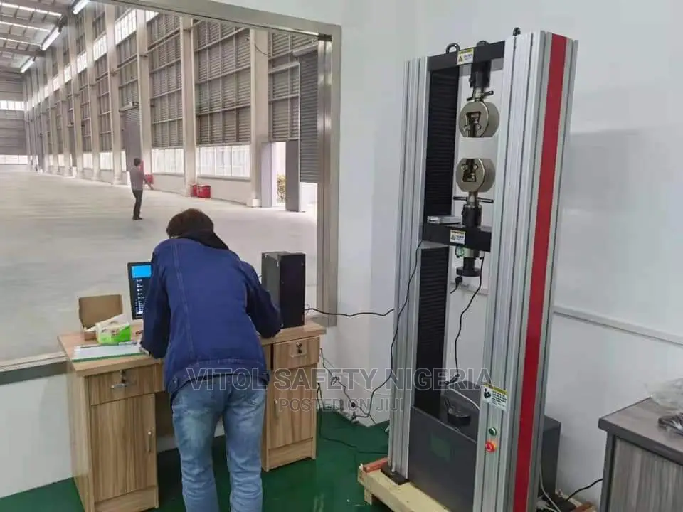 Universal Testing Machine (100kn Utm)