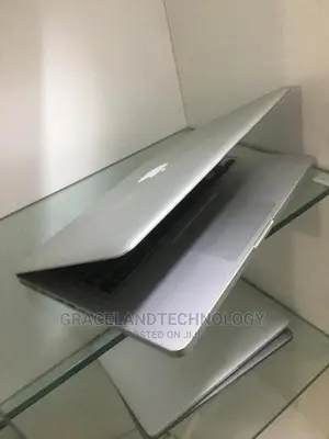 Laptop Apple MacBook 4GB Intel Core I5 HDD 500GB