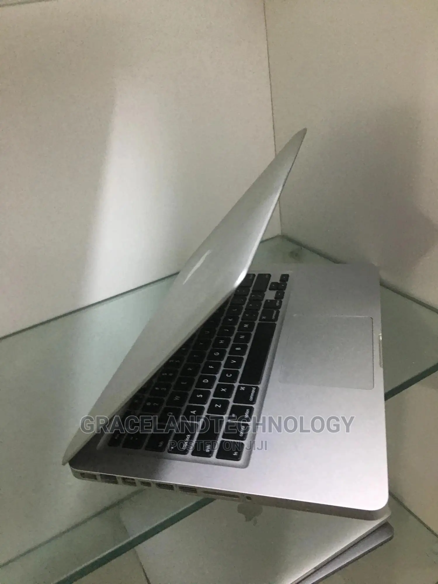 Laptop Apple MacBook 4GB Intel Core I5 HDD 500GB