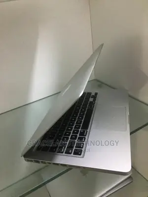 Laptop Apple MacBook 4GB Intel Core I5 HDD 500GB