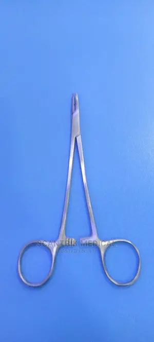 Needle Holder 6"