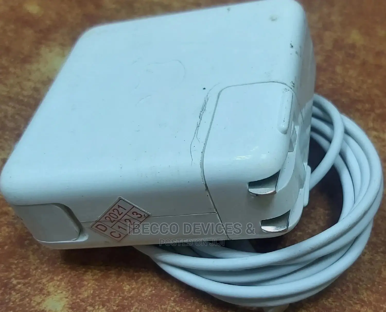 Apple Mac Air Laptop Charger( ORIGINAL FOLLOW COME)