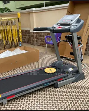 3hp Treadmill With Twister, Bluetooth and Incline