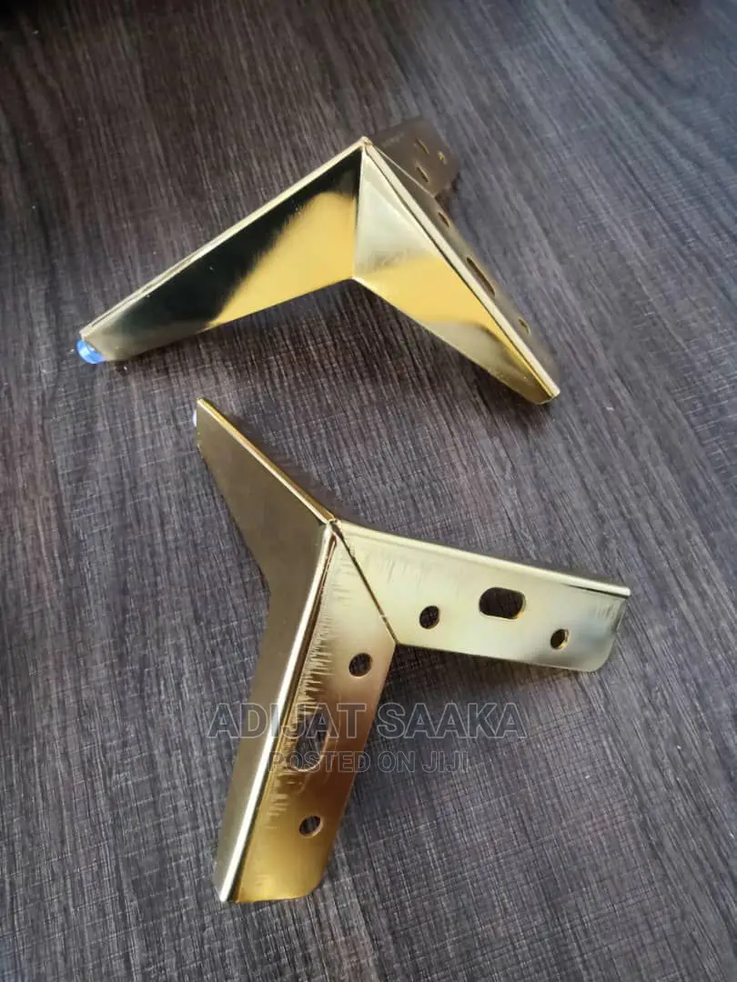 Leg Sofas and Cabinet Hinges