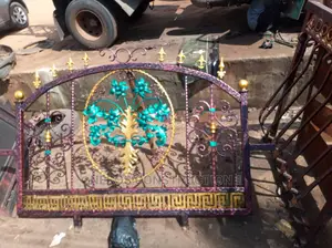 Wrought-Iron Iron Fence Rail