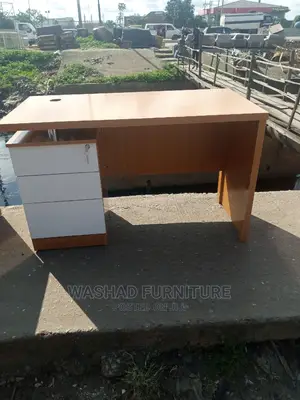 Mini Executive Table