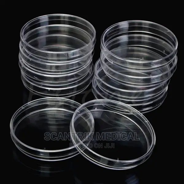Sterile Disposable Petri Plates