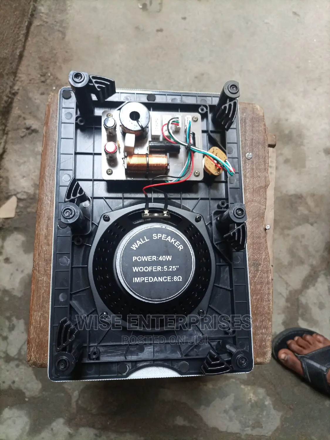 In Wall Speaker