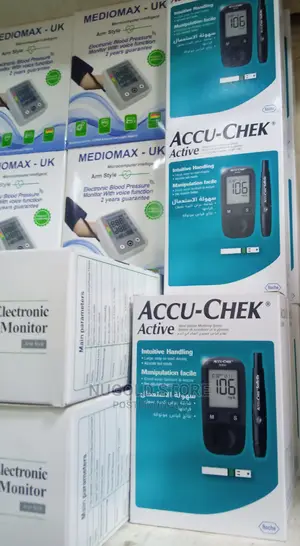 ACCU-CHEK ACTIVE Blood Glucose Level Monitor