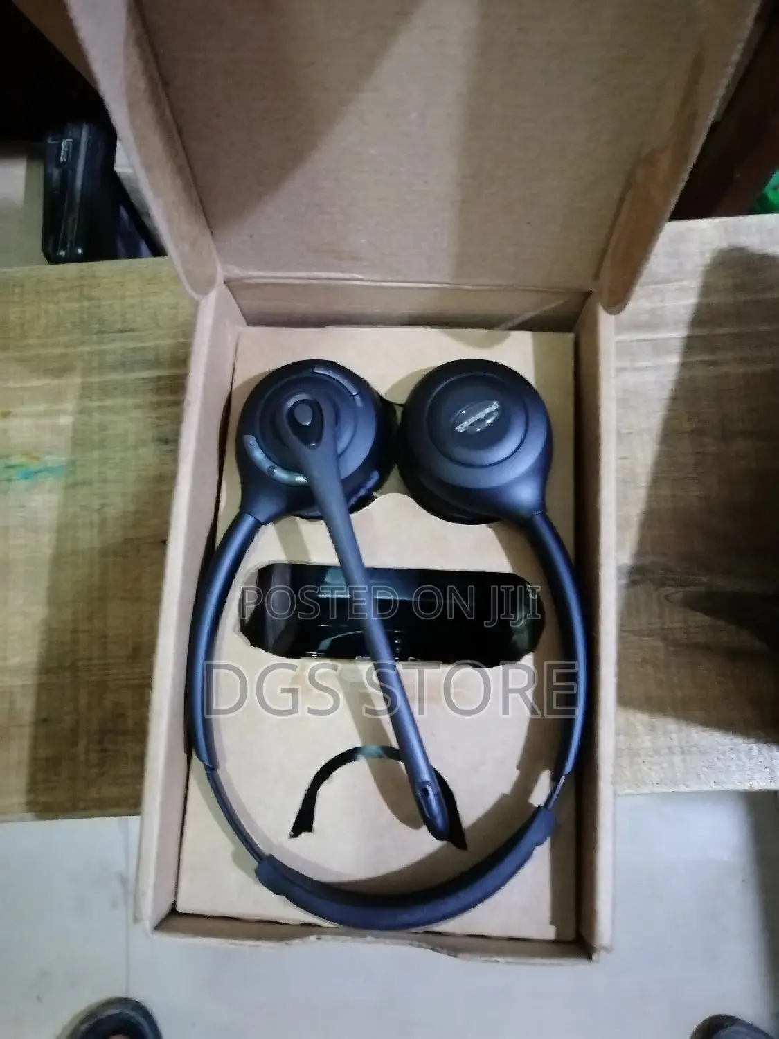 Plantronic CS520 Wireless Headphones