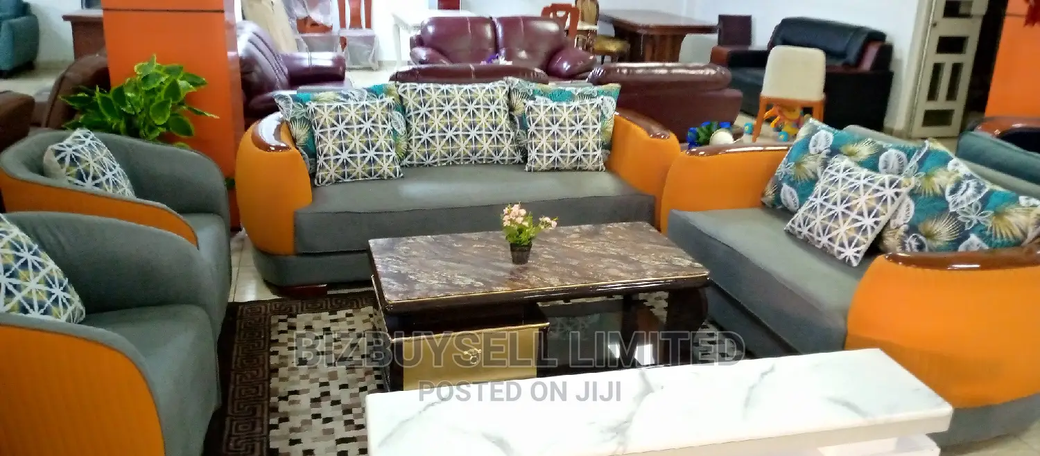 7 Seaters U S Sofa
