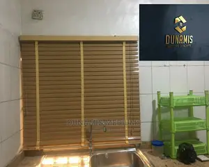 Vanetian Blinds