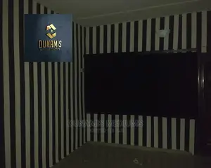 Wooden Blinds and Wall Paper