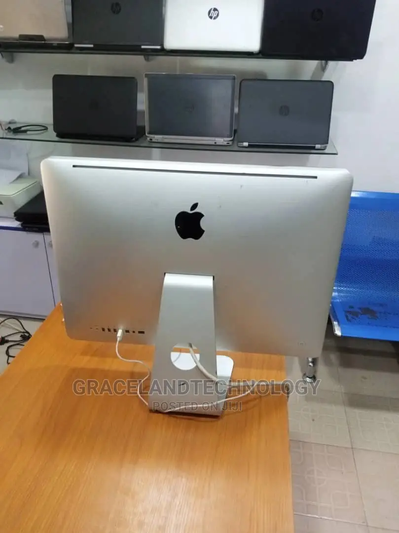 Desktop Computer Apple iMac Pro 8GB Intel Core I5 HDD 500GB