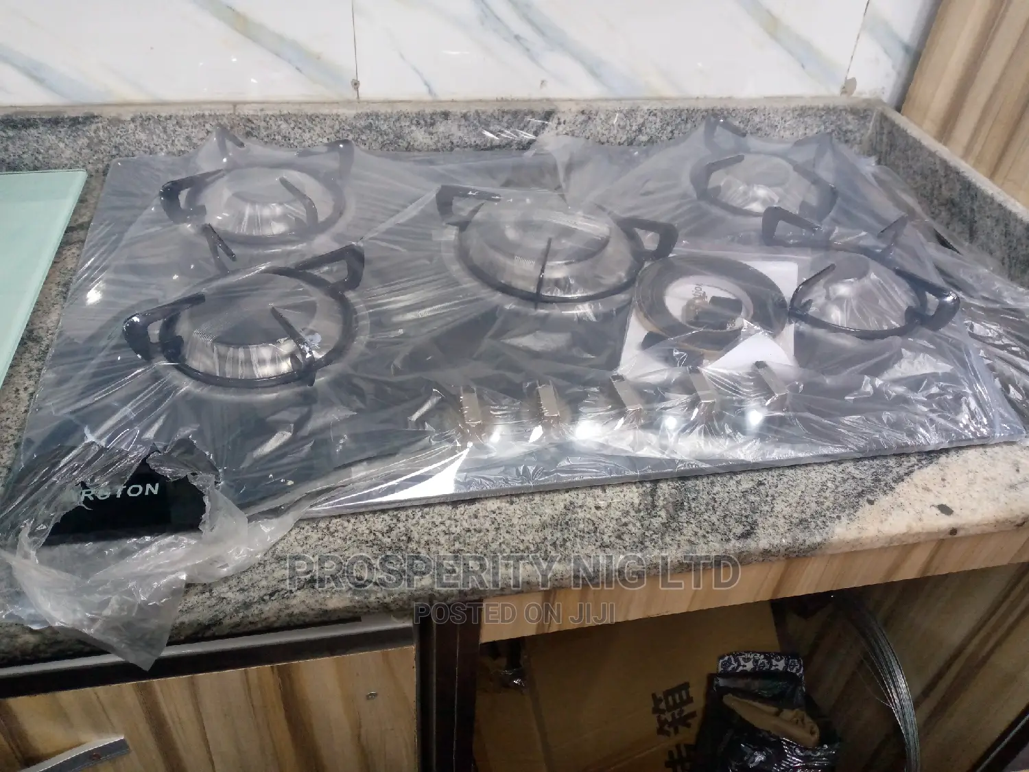 5 Burner England Cooker