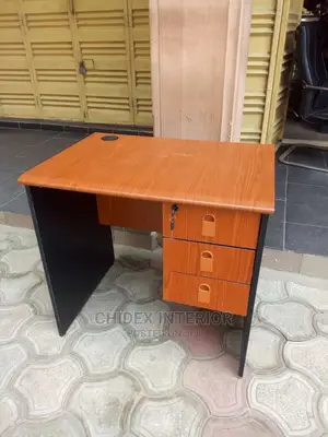 3feet Office Table