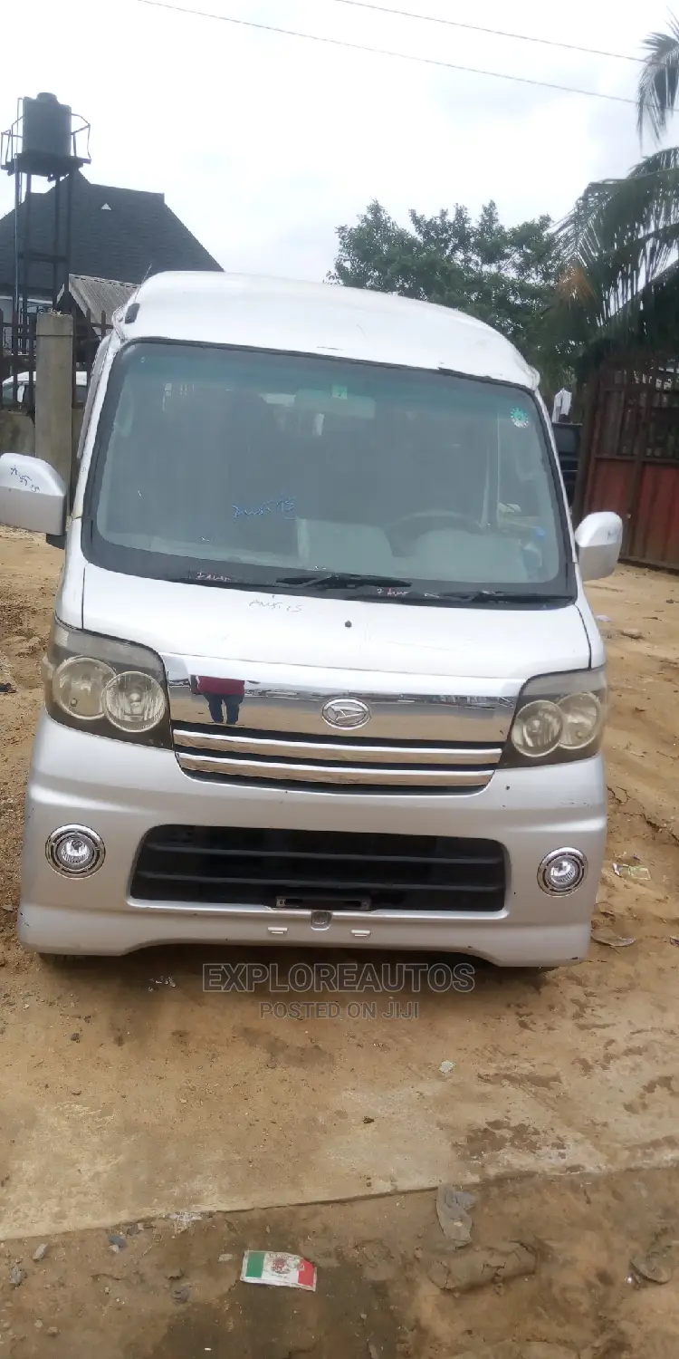 Daihatsu Hijet 2017 Grey