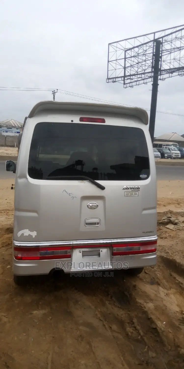 Daihatsu Hijet 2017 Grey