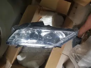 Headlights for Toyota Camry 2012/13 European Spec