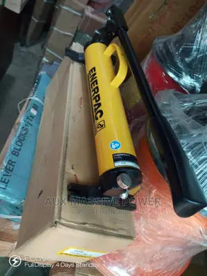 Enerpac Hydraulic Hand Pump