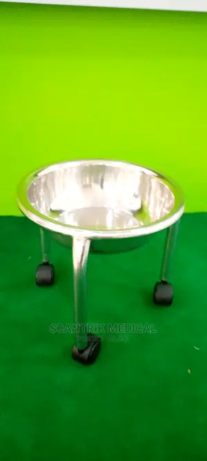 Stainless Steel Kick Bucket, for Hospital, Three
