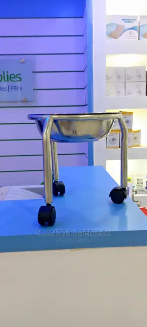 Bucket and Bowl Stands