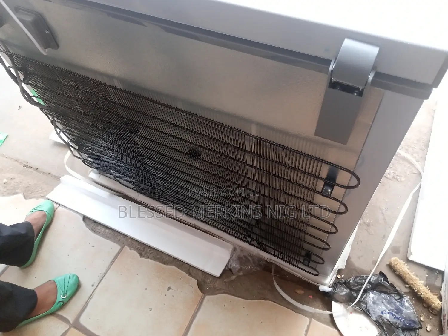 Skyrun Deep Freezer 200litres
