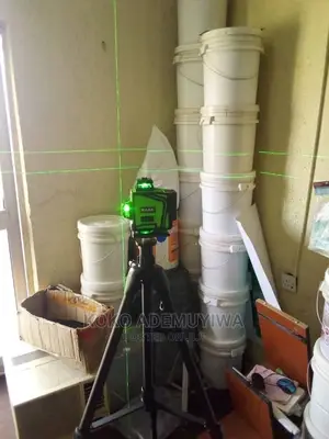 12 Lines 3D Self-Leveling Horizontal/Vertical Laser Level