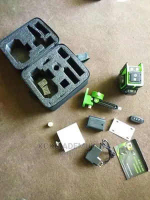 12 Lines 3D Self-Leveling Horizontal/Vertical Laser Level