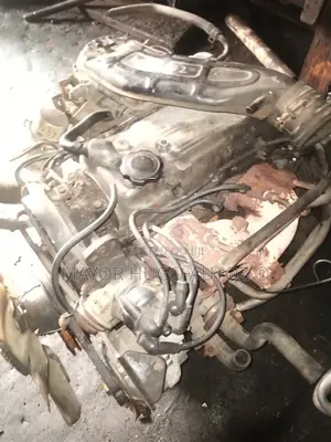 Mazda Bus E2000 Engine