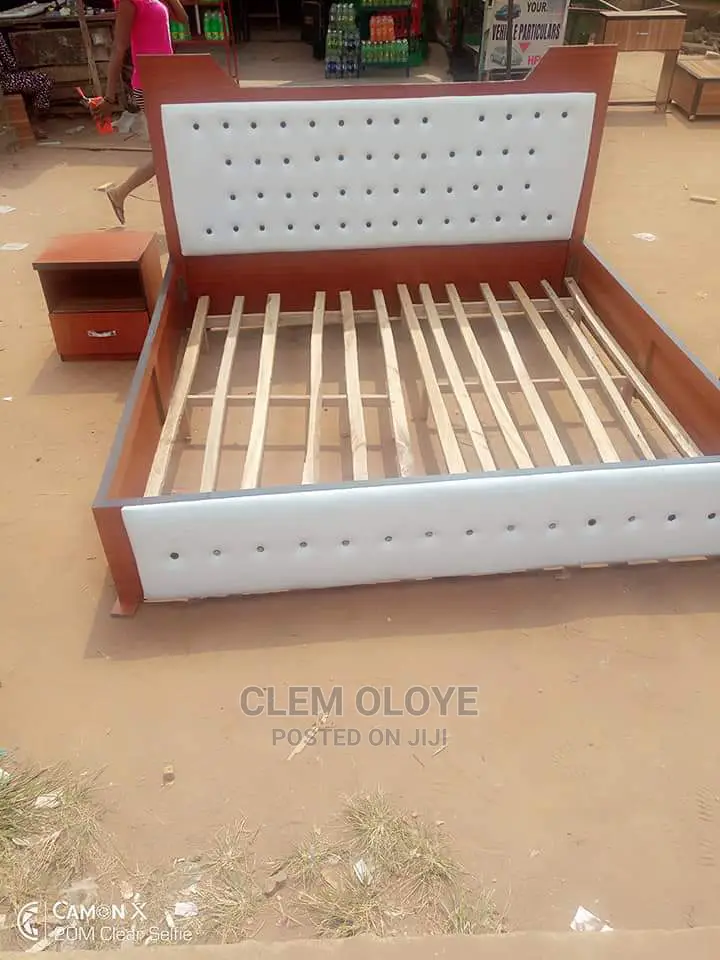 6×6 Bedframe With Bedside Drawer