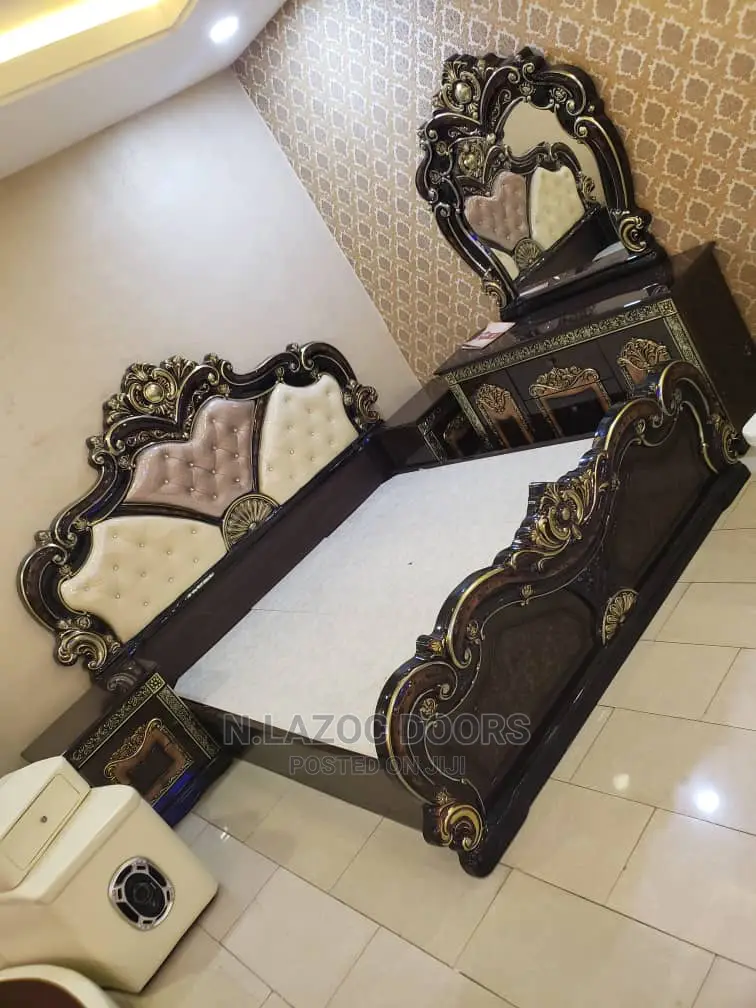King's Size Bed