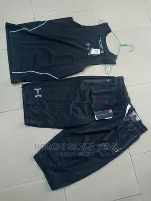 Male Gym Wear Handles and Short