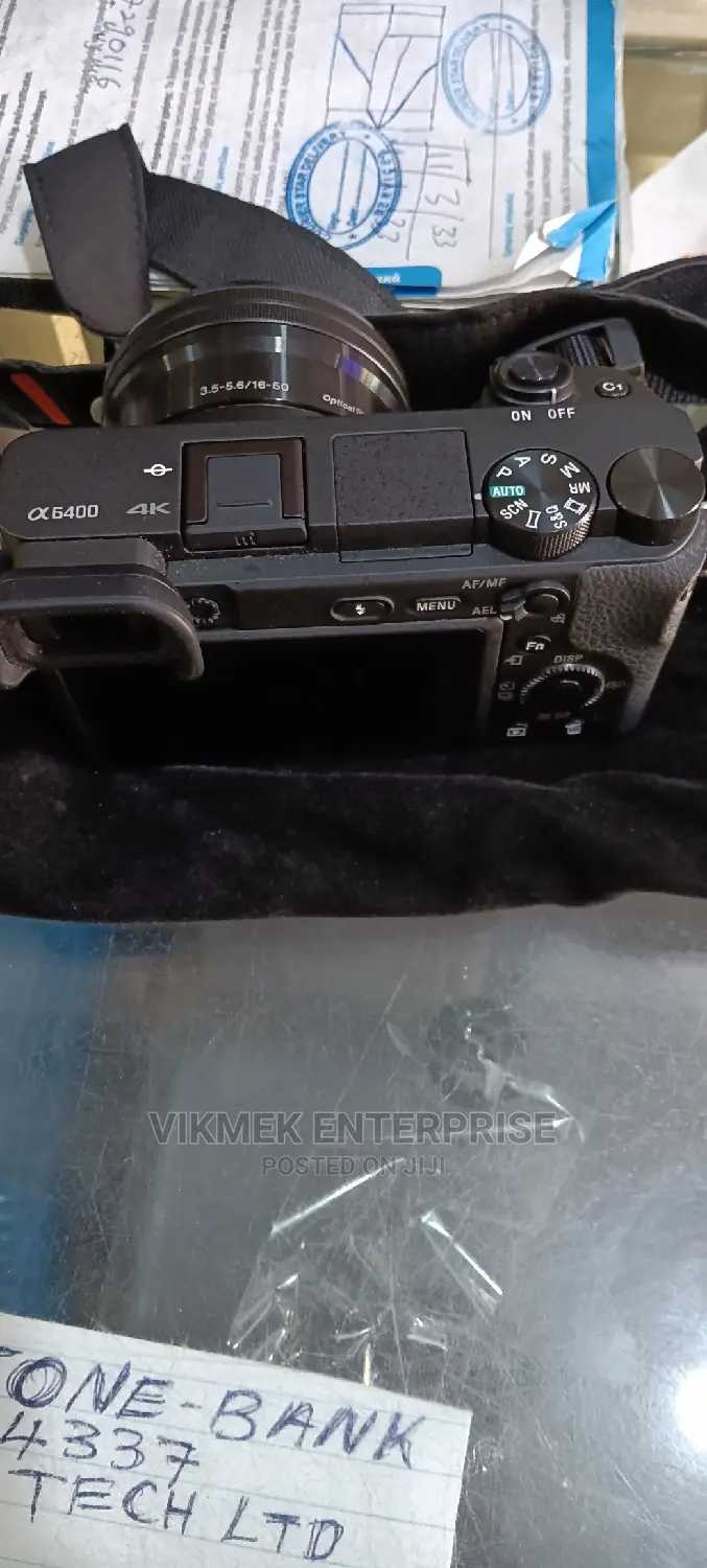 Sony A6400