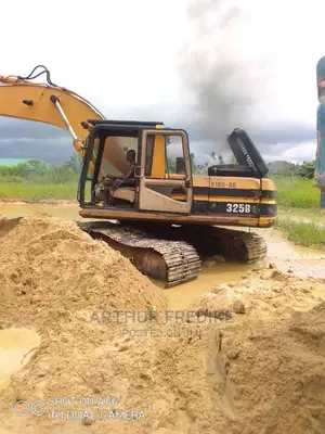 Excavator 325bl for Sale Sound Nig Use